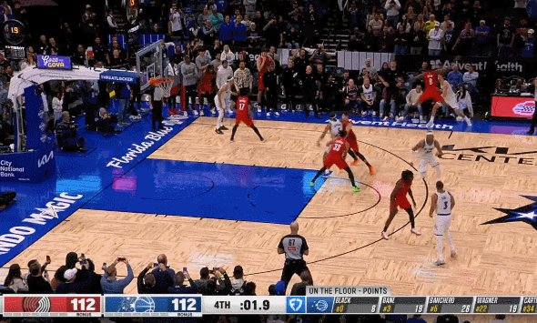 1762855766367028383.gif 2222.gif