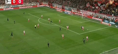 1742083114187068315.gif 拜仁.gif