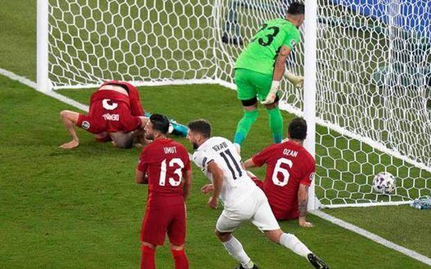 开云体育入口-3比0土耳其 曼奇尼的胜利、风格的胜利 却仍有隐患